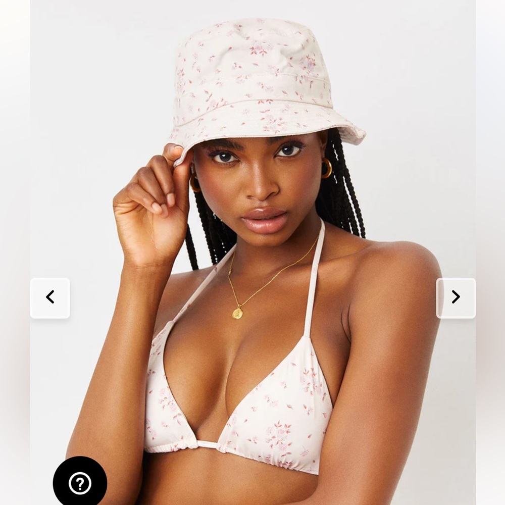 Frankies Bikini Sweet Rose Tia Top Tia Bikini bottom w matching Jax bucket hat